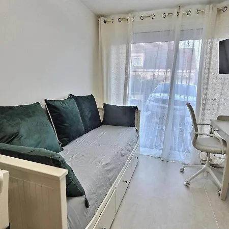 Small Mezzanine Loft Modern & Bright Chelles (Seine-et-Marne)